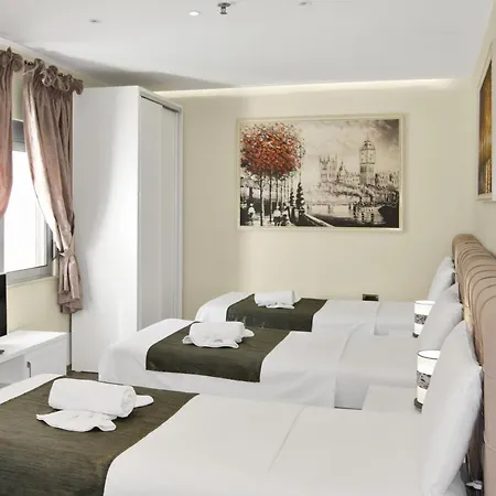Отель Rezidence Tredi Center 4*