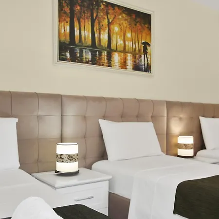 Rezidence Tredi Center ホテル 4*
