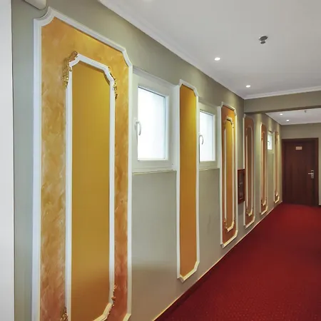 Rezidence Tredi Center Отель Тирана