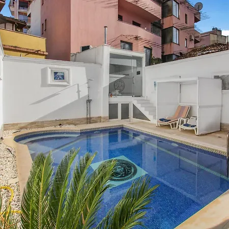 Отель Rezidence Tredi Center 4*