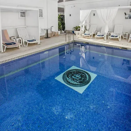 Отель Rezidence Tredi Center 4*