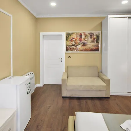 Rezidence Tredi Center Отель